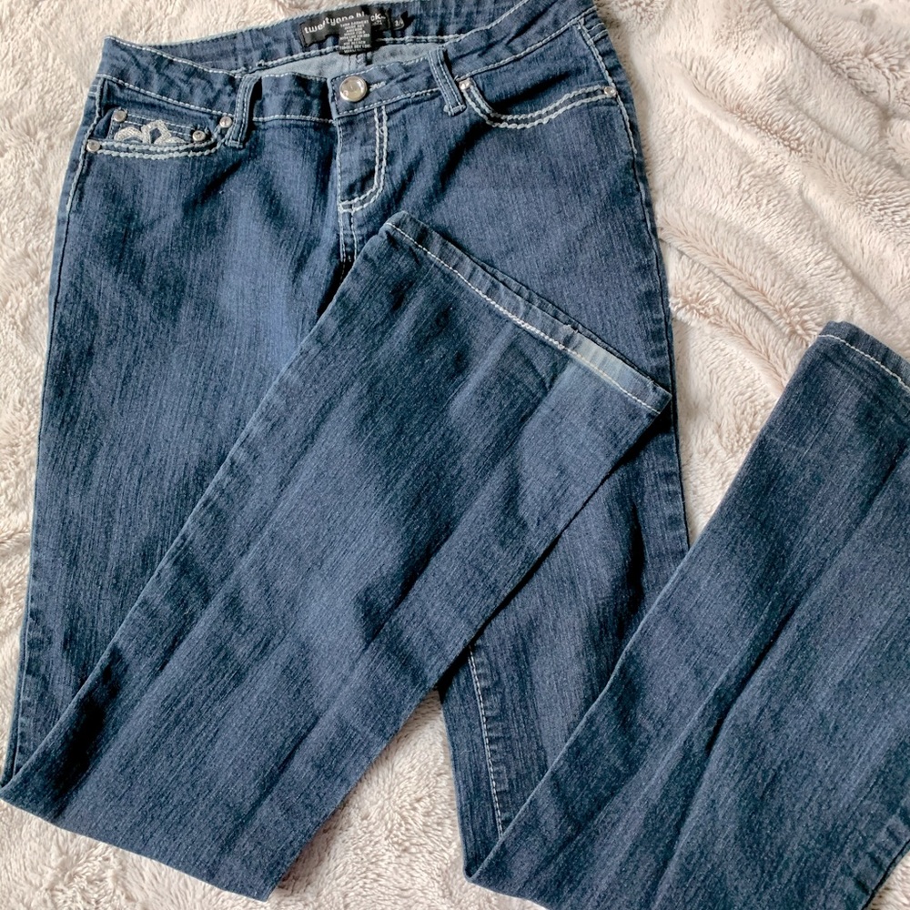Size 3/4 regular twentyone black jeans.